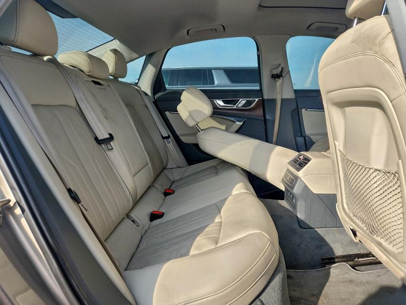 Фото 10 - AUDI A6