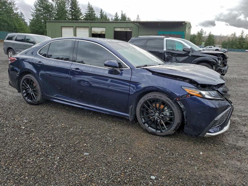 Фото 4 - TOYOTA CAMRY