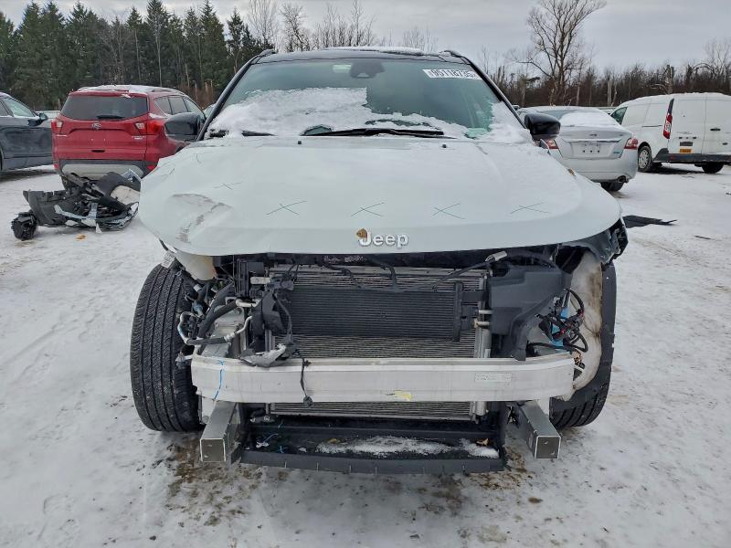 Фото 5 - JEEP COMPASS