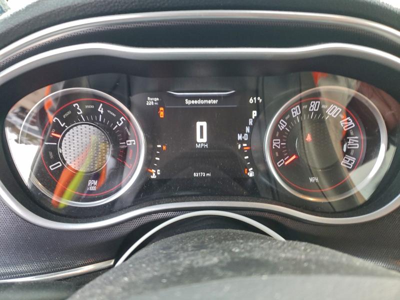 Фото 9 - DODGE CHALLENGER