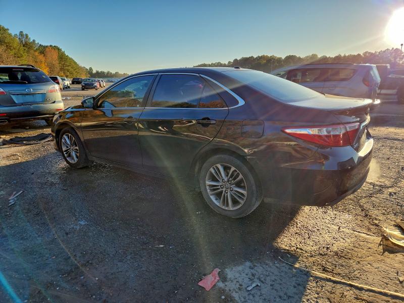 Фото 2 - TOYOTA CAMRY