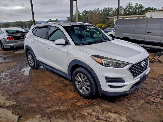 Фото 4 - HYUNDAI TUCSON