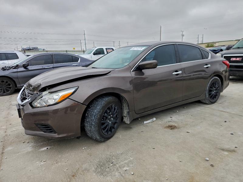 Фото 1 - NISSAN ALTIMA