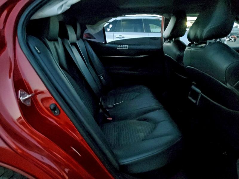 Фото 10 - TOYOTA CAMRY