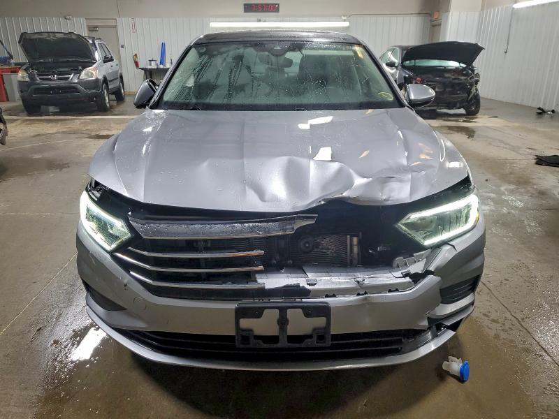 Фото 5 - VOLKSWAGEN JETTA