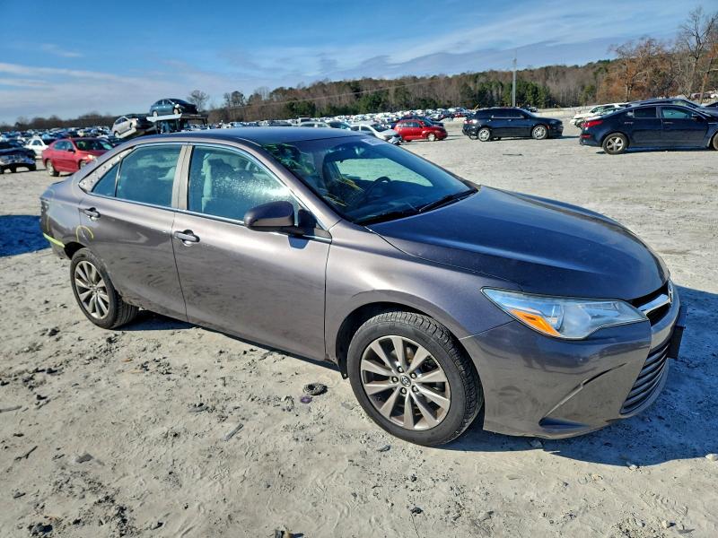 Фото 4 - TOYOTA CAMRY