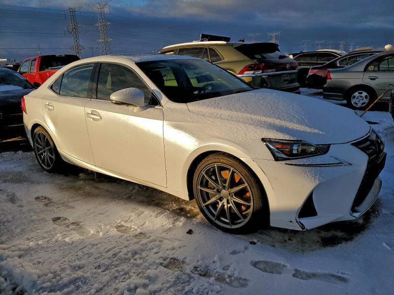 Фото 4 - LEXUS IS