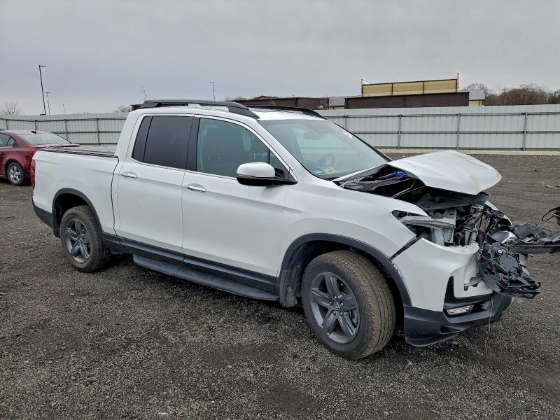 Фото 4 - HONDA RIDGELINE