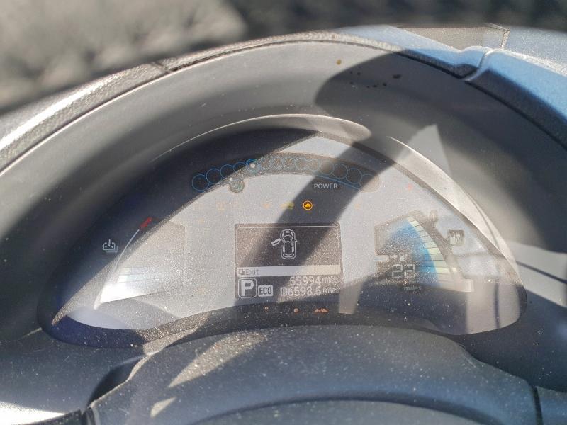 Фото 9 - NISSAN LEAF