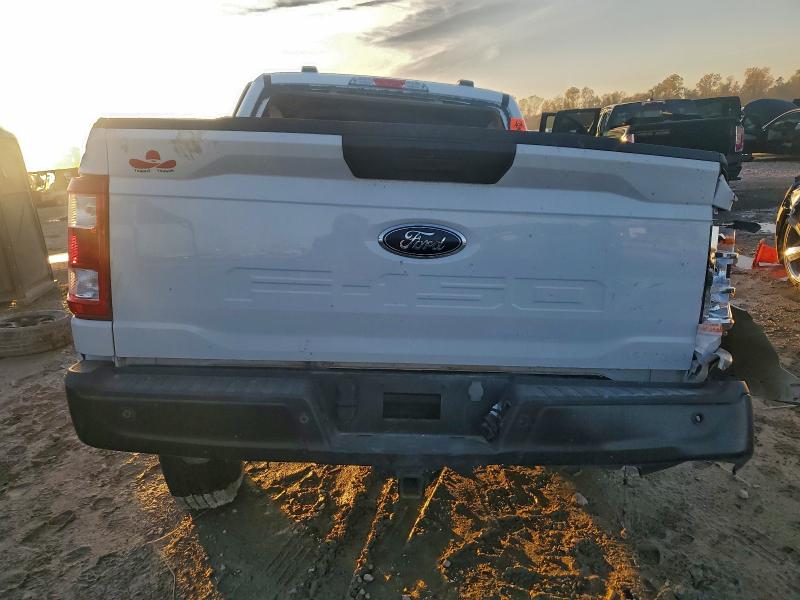 Фото 6 - FORD F-150