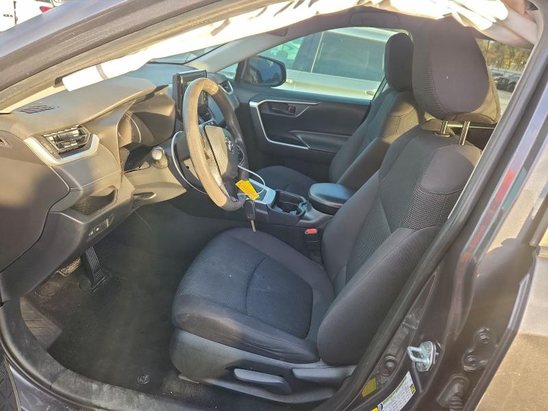 Фото 7 - TOYOTA RAV4