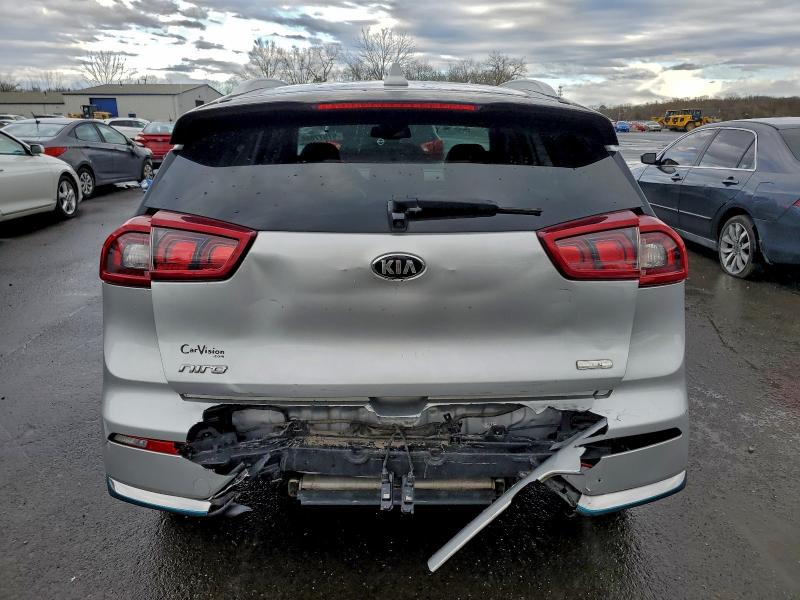 Фото 6 - KIA NIRO