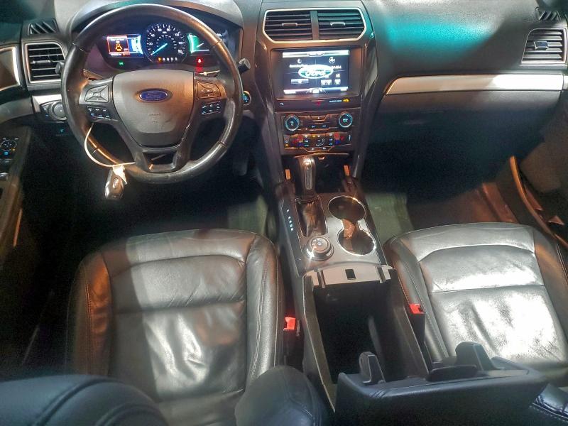 Фото 8 - FORD EXPLORER