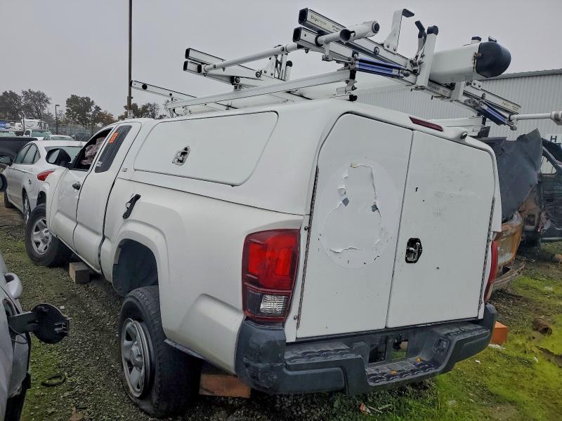 Фото 2 - TOYOTA TACOMA