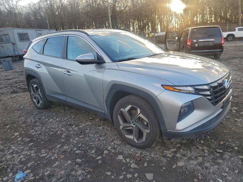 Фото 4 - HYUNDAI TUCSON