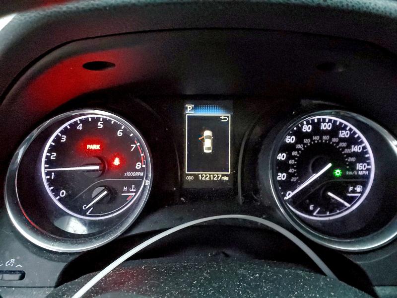 Фото 9 - TOYOTA CAMRY