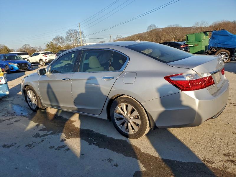 Фото 2 - HONDA ACCORD