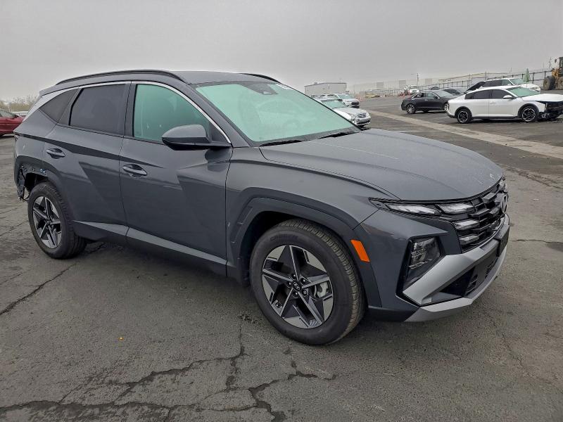 Фото 4 - HYUNDAI TUCSON