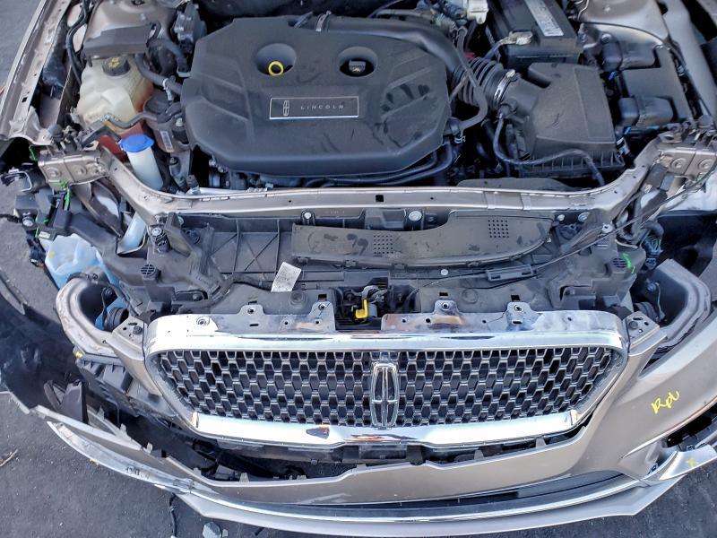 Фото 11 - LINCOLN MKZ