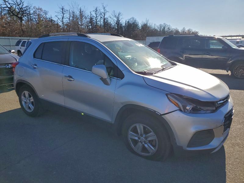 Фото 4 - CHEVROLET TRAX