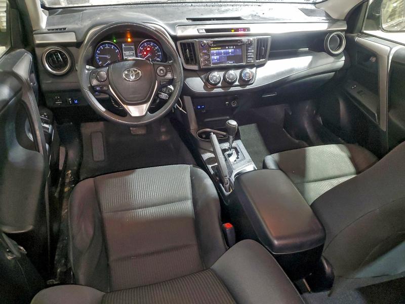 Фото 8 - TOYOTA RAV4