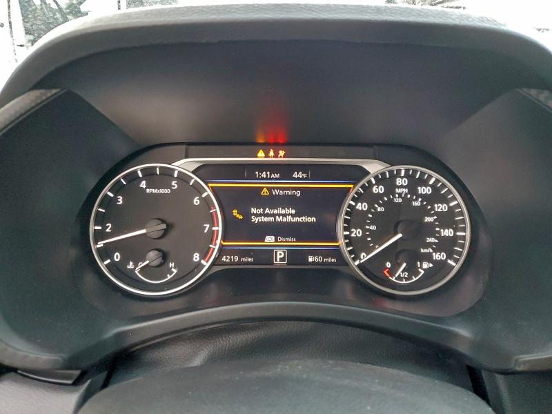 Фото 9 - NISSAN SENTRA