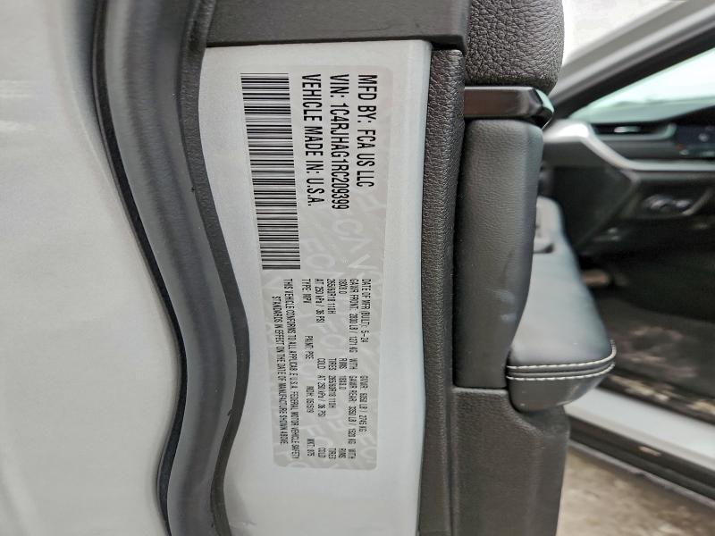 Фото 13 - JEEP GRAND CHER