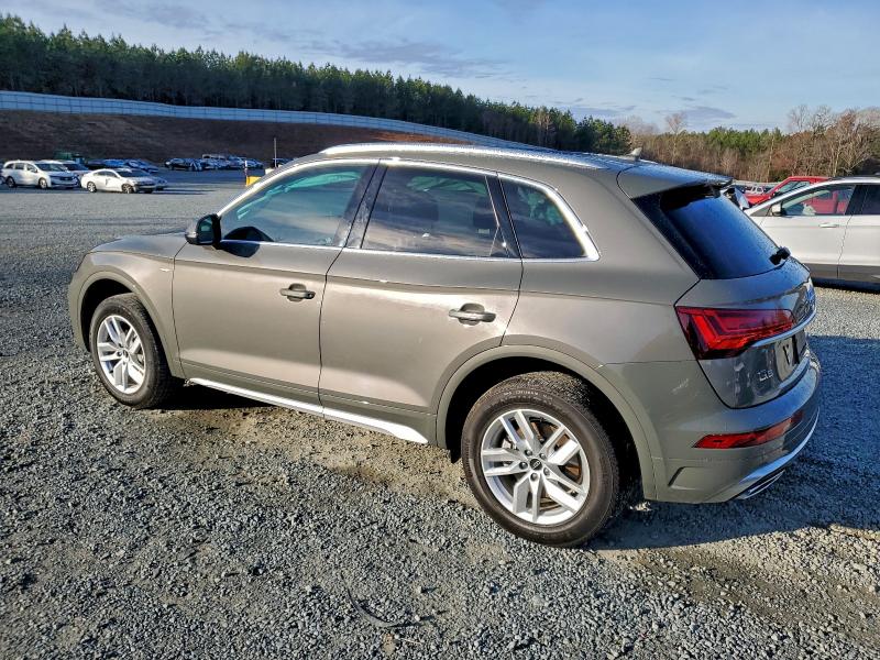 Фото 2 - AUDI Q5