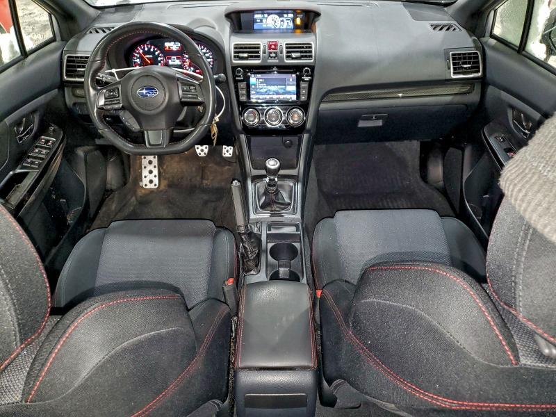 Фото 8 - SUBARU WRX