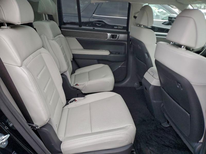 Фото 11 - HYUNDAI SANTA FE