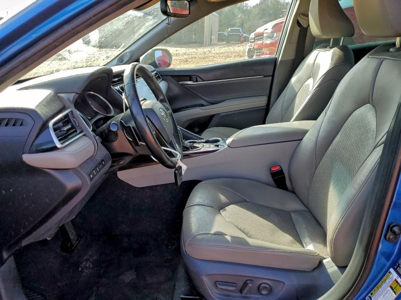 Фото 7 - TOYOTA CAMRY