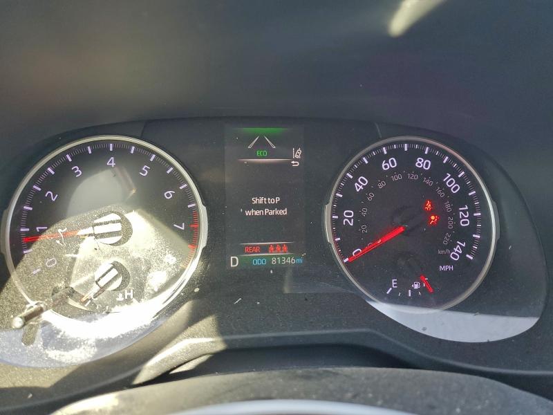 Фото 9 - TOYOTA RAV4