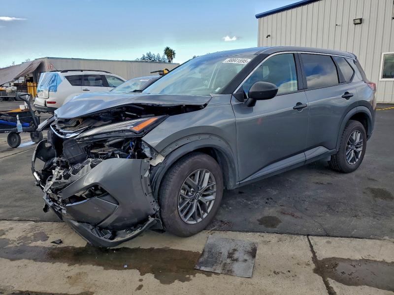 Фото 1 - NISSAN ROGUE