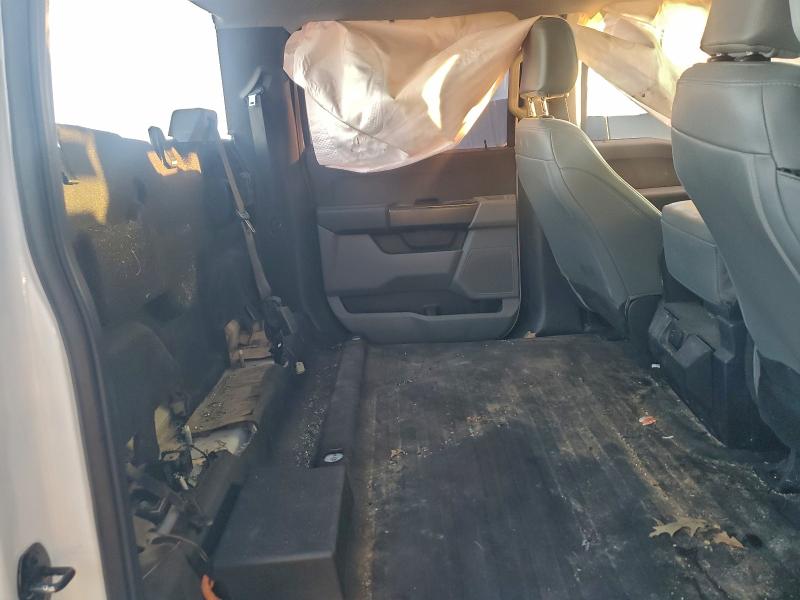 Фото 10 - FORD F-150