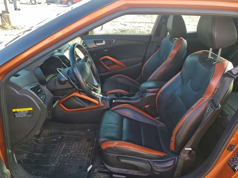 Фото 7 - HYUNDAI VELOSTER