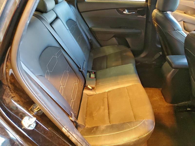 Фото 10 - KIA FORTE