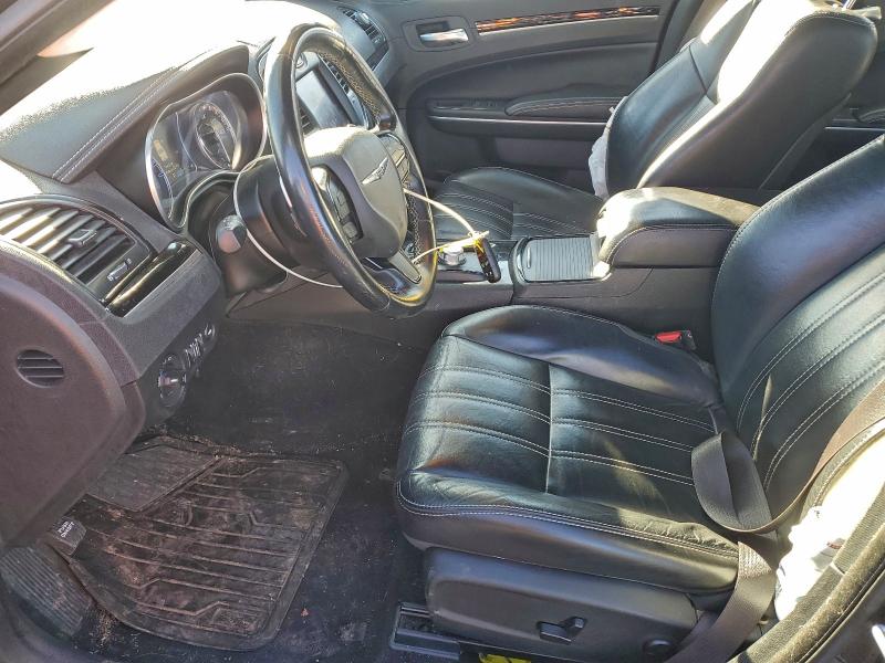 Фото 7 - CHRYSLER 300