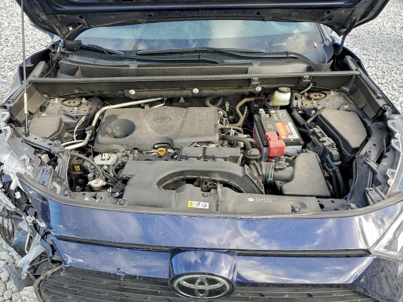 Фото 12 - TOYOTA RAV4