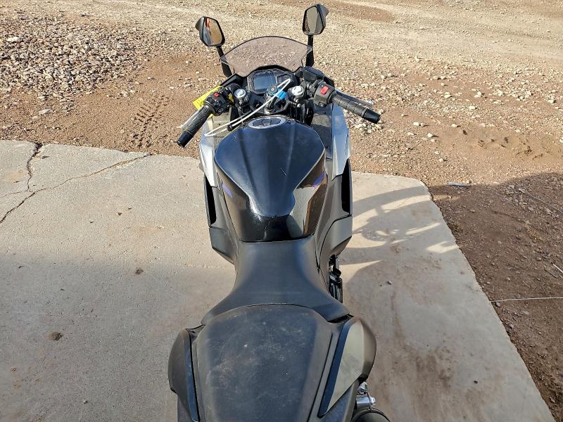 KAWASAKI NINJA 500 2025