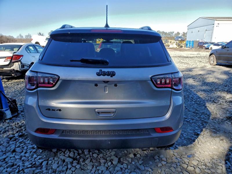 Фото 6 - JEEP COMPASS