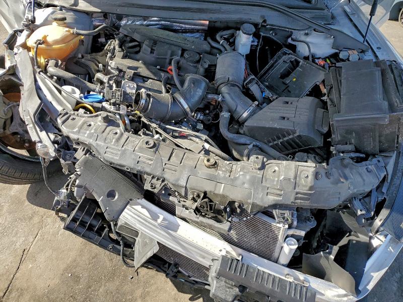 Фото 11 - KIA K5