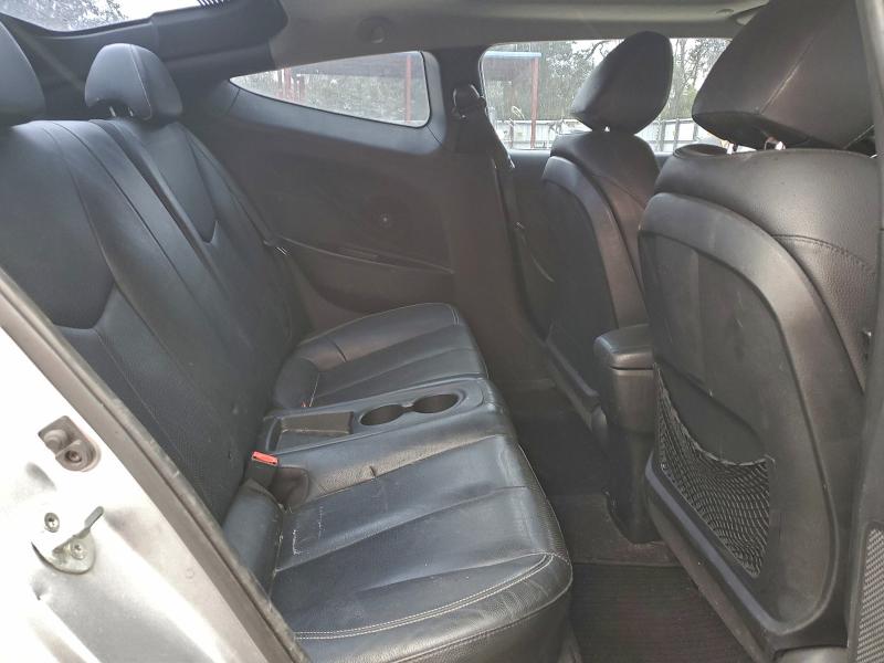 Фото 10 - HYUNDAI VELOSTER