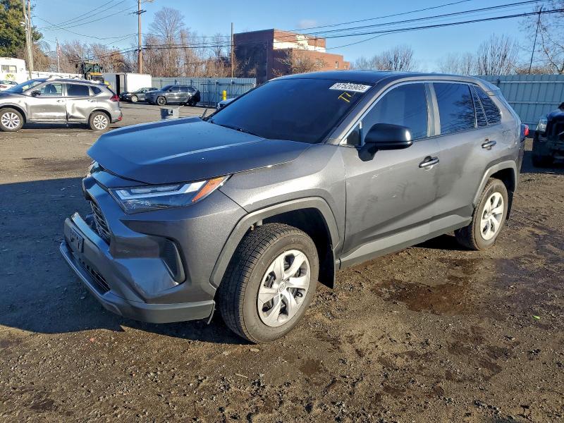 Фото 1 - TOYOTA RAV4