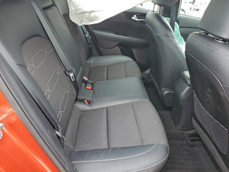 Фото 10 - KIA FORTE