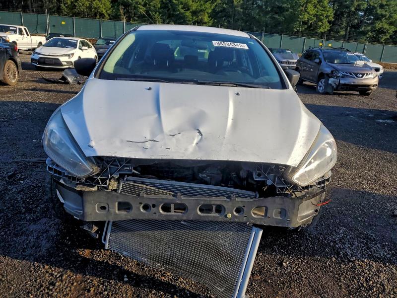 Фото 5 - FORD FOCUS