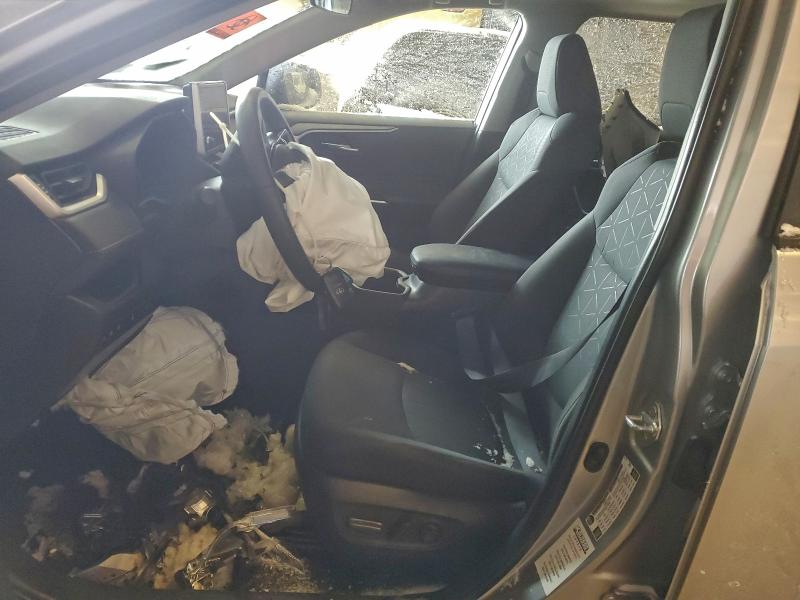 Фото 7 - TOYOTA RAV4