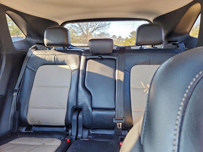 Фото 10 - FORD ESCAPE