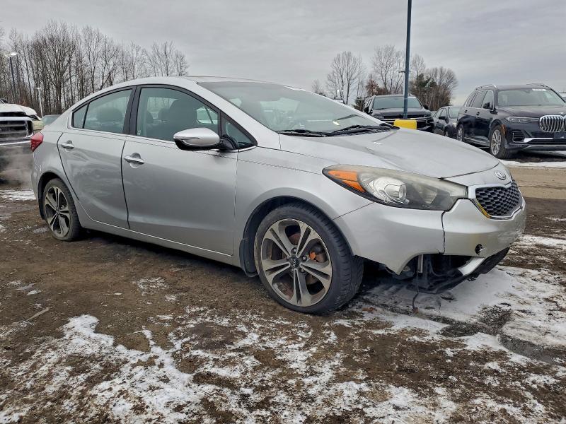 Фото 4 - KIA FORTE