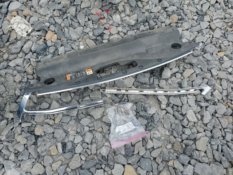 Фото 13 - FORD EDGE