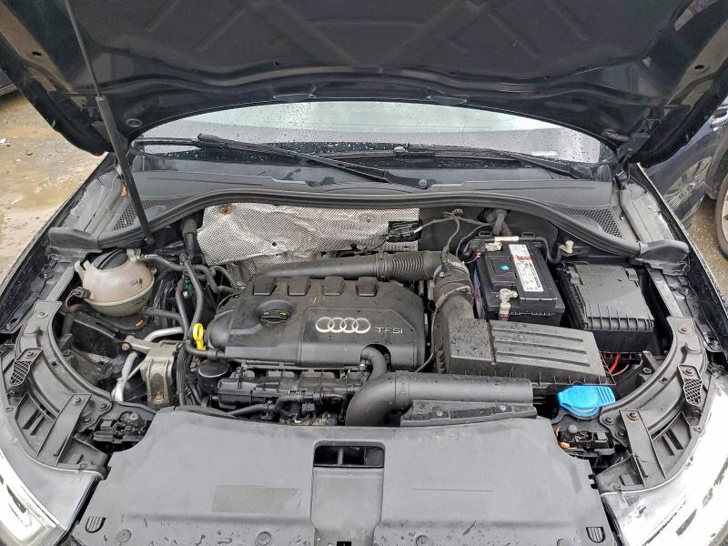 Фото 12 - AUDI Q3